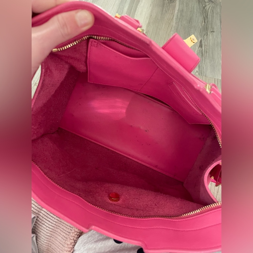 YSL Saint Laurent Classic Y Cabas Fuchsia Leather Satchel - Picture 15 of 16